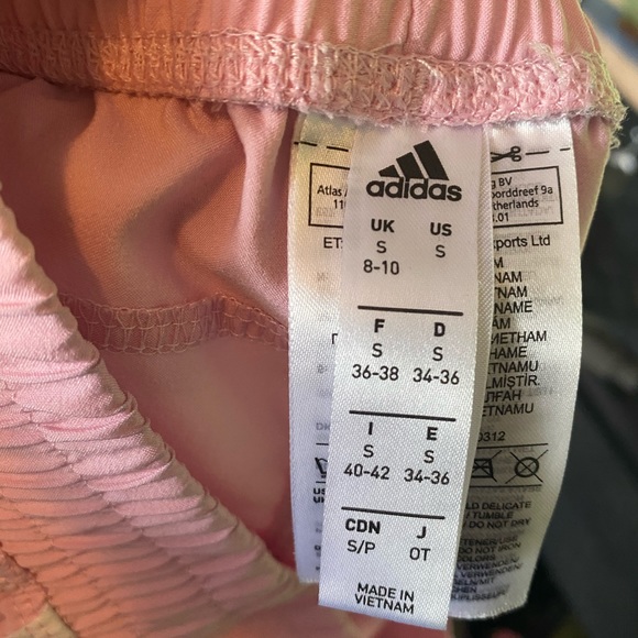 ADIDAS SHORTS - Picture 2 of 6